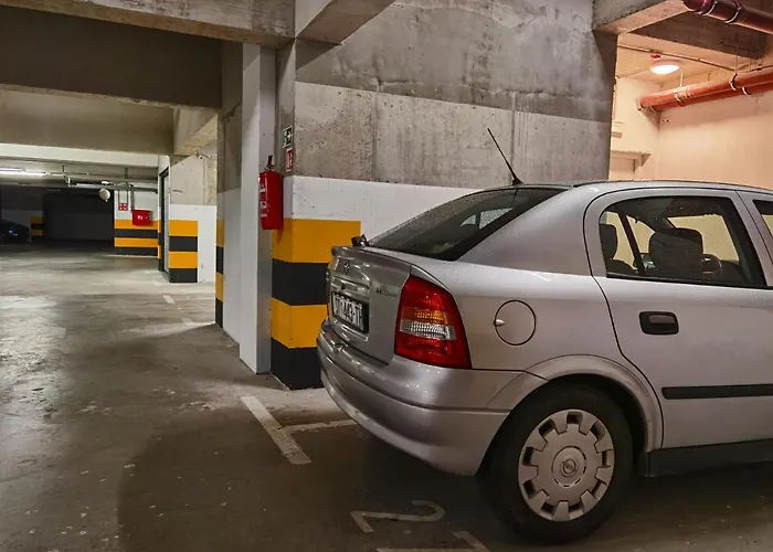 Grandpa's Tree - Private Garage Appartement *