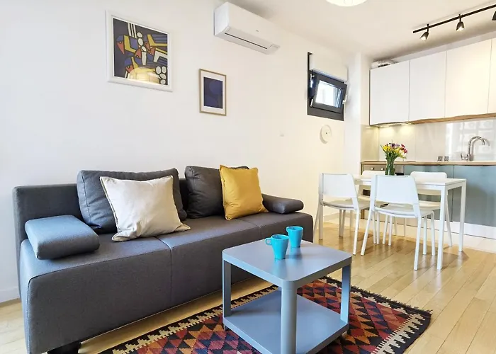 Grandpa's Tree - Private Garage Apartman Split