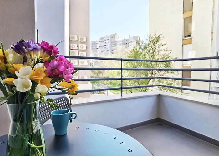 Apartman Grandpa's Tree - Private Garage