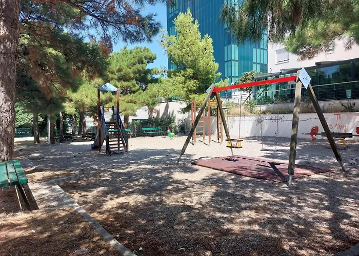 Grandpa's Tree - Private Garage * ספליט